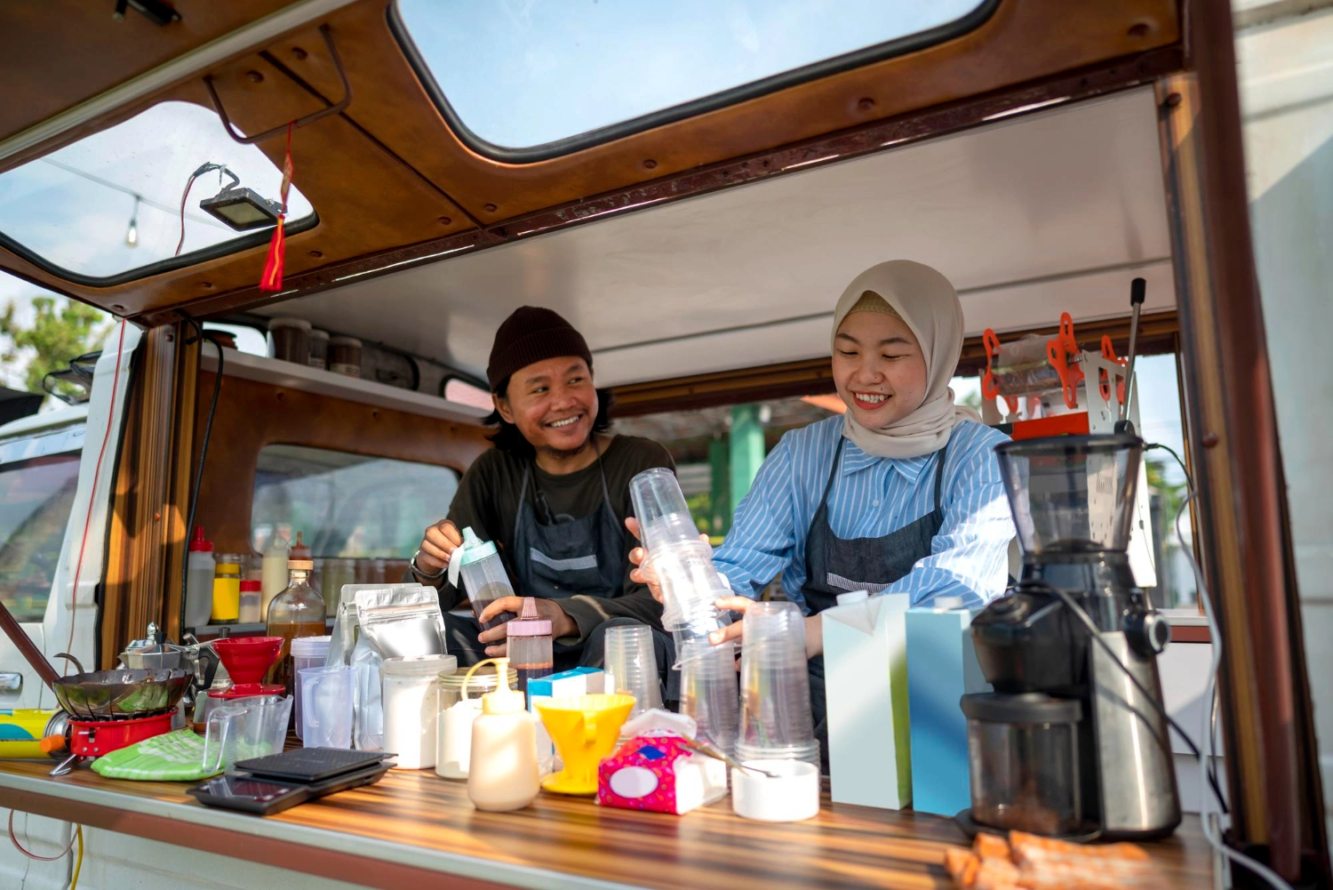 เคล็ดลับในการเปิดรถขายกาแฟ ให้ลูกค้าติดใจ กำไรดี