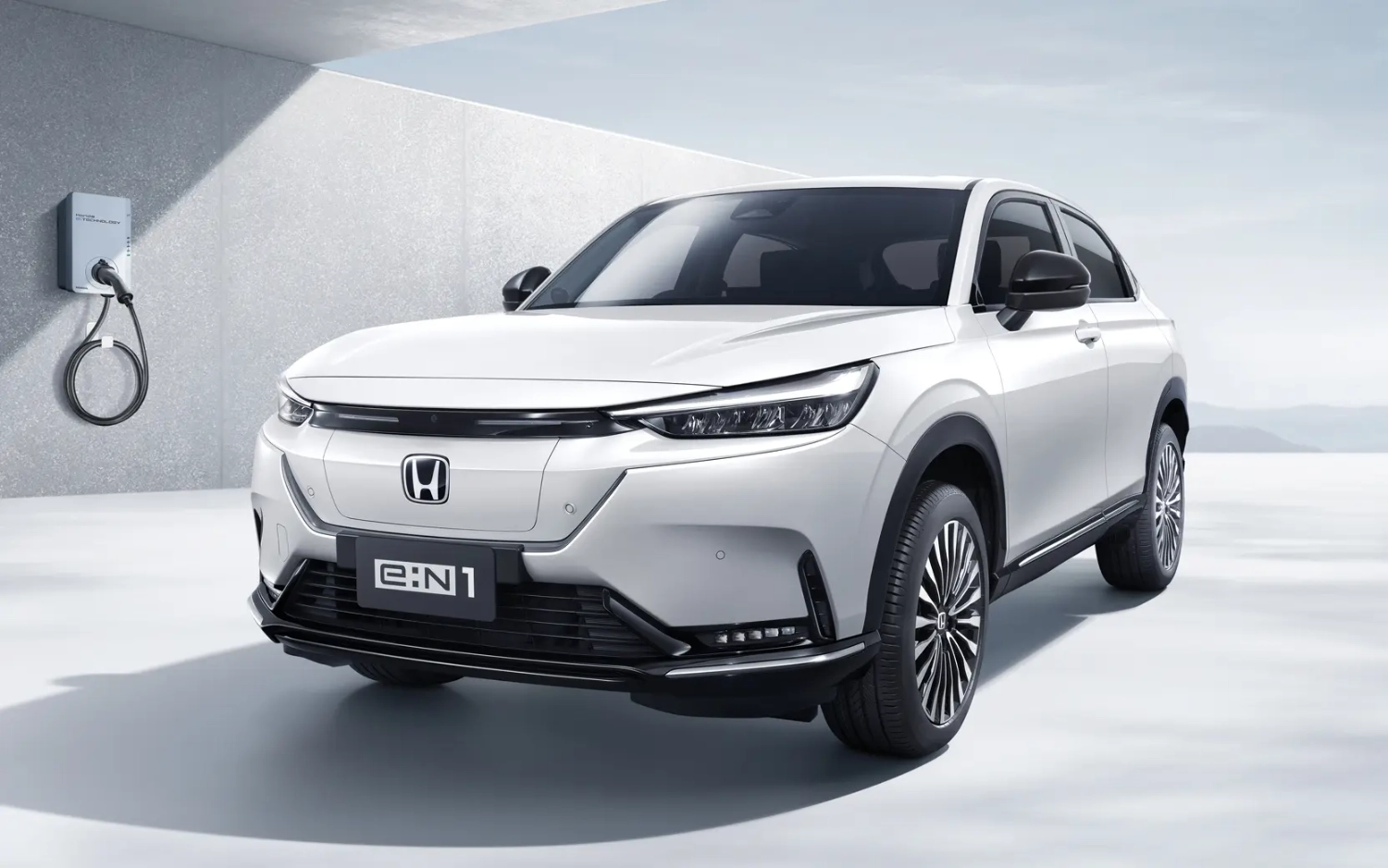 รถยนต์ไฟฟ้า Honda e:N1