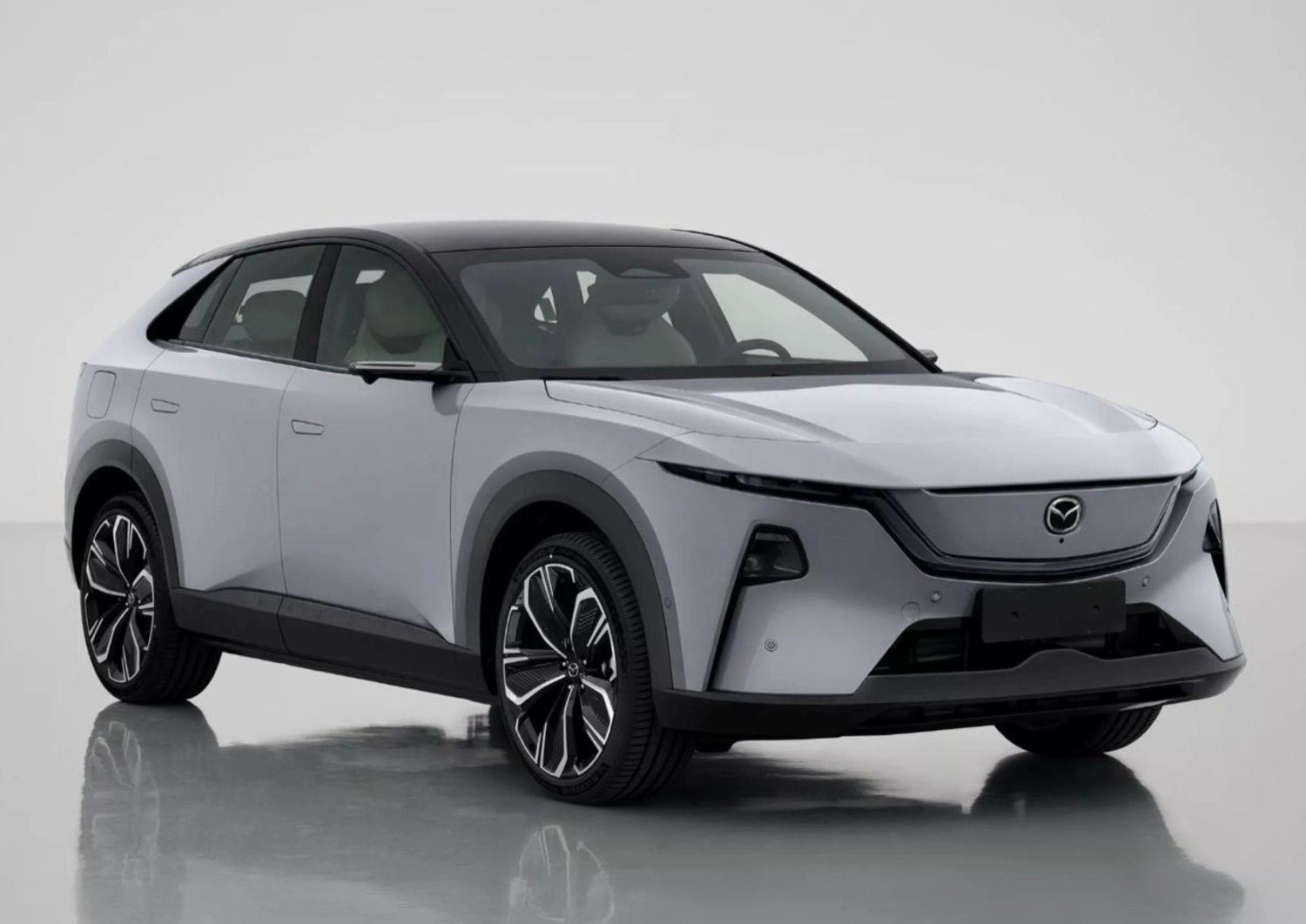 รถยนต์ไฟฟ้า Mazda CX-6e